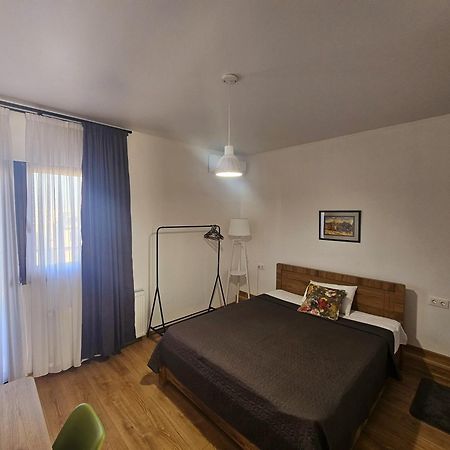 Hotel Home Tbilisi Exterior photo